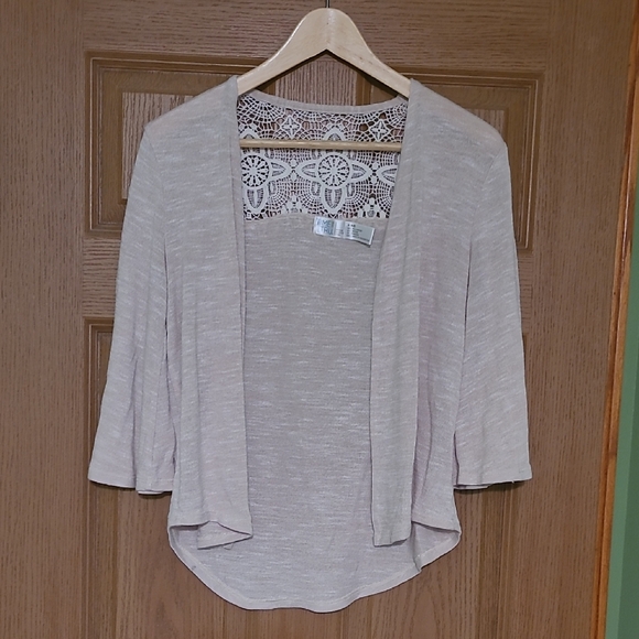 *5 for $10* Time And Tru Oatmeal Lace Cardigan Size S - Picture 1 of 6